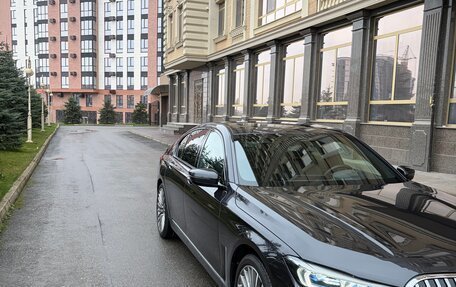 BMW 7 серия, 2019 год, 6 300 000 рублей, 2 фотография