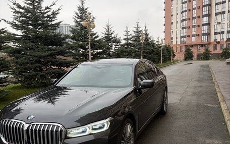 BMW 7 серия, 2019 год, 6 300 000 рублей, 3 фотография