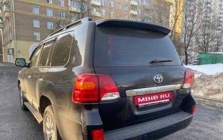 Toyota Land Cruiser 200, 2012 год, 2 820 000 рублей, 2 фотография