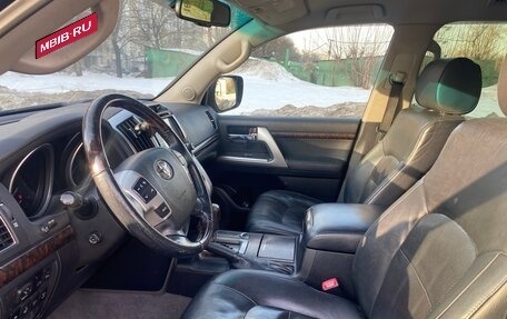 Toyota Land Cruiser 200, 2012 год, 2 820 000 рублей, 3 фотография