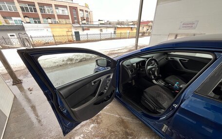 Hyundai Elantra V, 2012 год, 970 000 рублей, 16 фотография