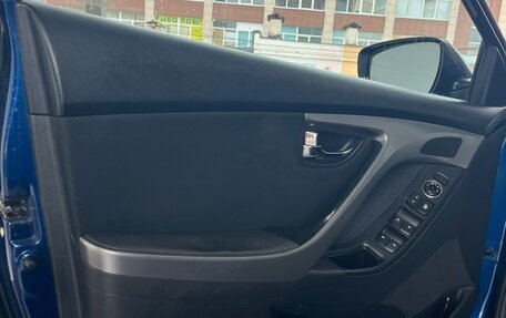 Hyundai Elantra V, 2012 год, 970 000 рублей, 12 фотография