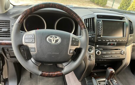 Toyota Land Cruiser 200, 2011 год, 2 500 000 рублей, 12 фотография