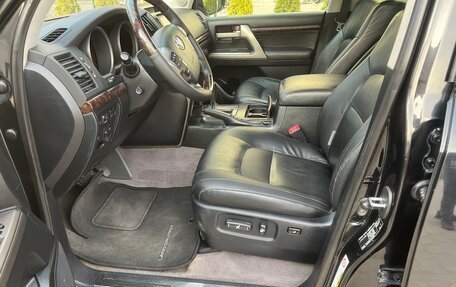 Toyota Land Cruiser 200, 2011 год, 2 500 000 рублей, 14 фотография