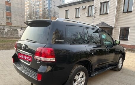 Toyota Land Cruiser 200, 2011 год, 2 500 000 рублей, 9 фотография