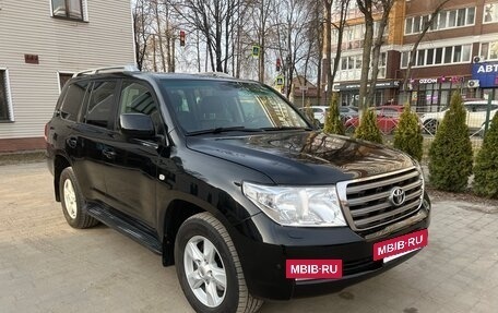 Toyota Land Cruiser 200, 2011 год, 2 500 000 рублей, 2 фотография