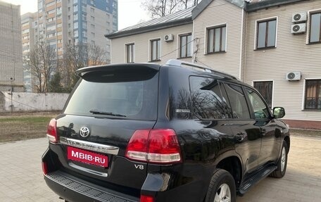 Toyota Land Cruiser 200, 2011 год, 2 500 000 рублей, 8 фотография