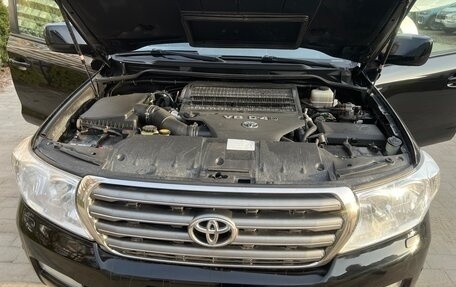 Toyota Land Cruiser 200, 2011 год, 2 500 000 рублей, 11 фотография