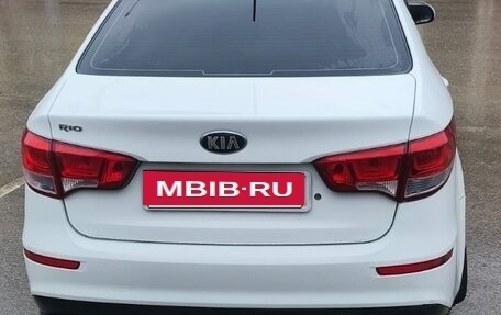 KIA Rio III рестайлинг, 2015 год, 830 000 рублей, 4 фотография