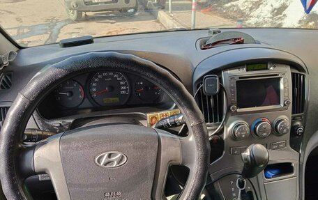 Hyundai Grand Starex Grand Starex I рестайлинг 2, 2011 год, 1 300 000 рублей, 9 фотография