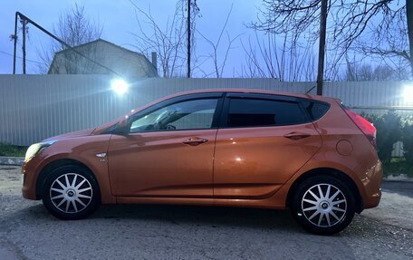 Hyundai Solaris II рестайлинг, 2015 год, 790 000 рублей, 4 фотография