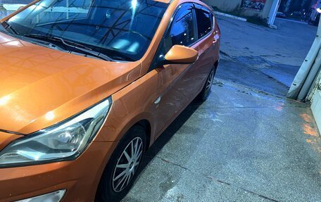 Hyundai Solaris II рестайлинг, 2015 год, 790 000 рублей, 19 фотография