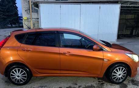 Hyundai Solaris II рестайлинг, 2015 год, 790 000 рублей, 12 фотография