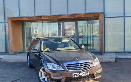 Mercedes-Benz S-Класс, 2011 год, 1 690 000 рублей, 1 фотография