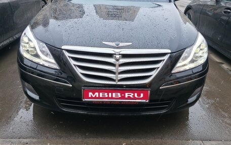 Hyundai Genesis I рестайлинг, 2010 год, 1 350 000 рублей, 1 фотография