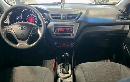 KIA Rio III рестайлинг, 2015 год, 1 099 000 рублей, 9 фотография