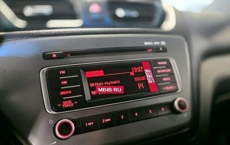 KIA Rio III рестайлинг, 2015 год, 1 099 000 рублей, 18 фотография