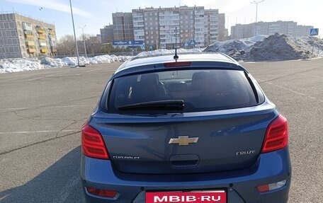 Chevrolet Cruze II, 2014 год, 600 000 рублей, 3 фотография