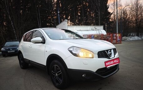 Nissan Qashqai, 2011 год, 760 000 рублей, 3 фотография