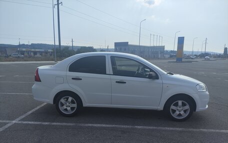 Chevrolet Aveo III, 2010 год, 525 000 рублей, 3 фотография