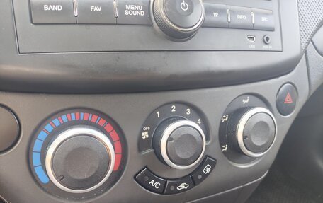 Chevrolet Aveo III, 2010 год, 525 000 рублей, 11 фотография