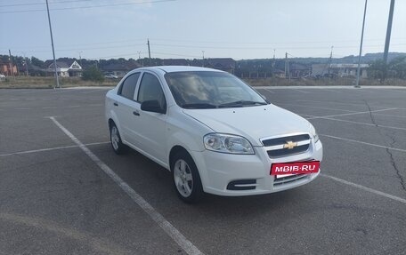Chevrolet Aveo III, 2010 год, 525 000 рублей, 2 фотография