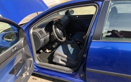 Volkswagen Golf V, 2005 год, 500 000 рублей, 7 фотография