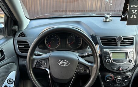 Hyundai Solaris II рестайлинг, 2013 год, 790 000 рублей, 8 фотография