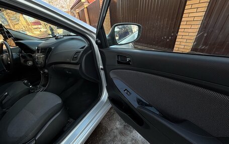 Hyundai Solaris II рестайлинг, 2013 год, 790 000 рублей, 6 фотография