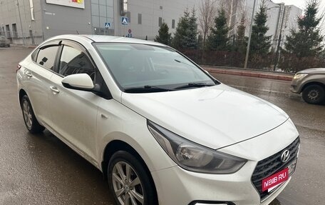 Hyundai Solaris II рестайлинг, 2019 год, 1 050 000 рублей, 3 фотография