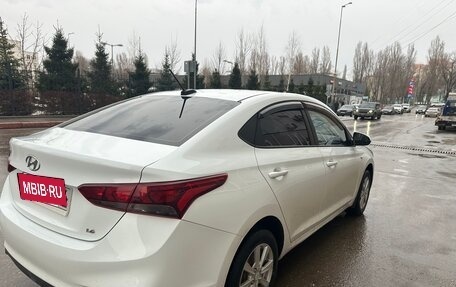 Hyundai Solaris II рестайлинг, 2019 год, 1 050 000 рублей, 2 фотография