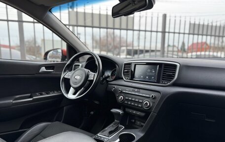 KIA Sportage IV рестайлинг, 2019 год, 2 490 000 рублей, 15 фотография