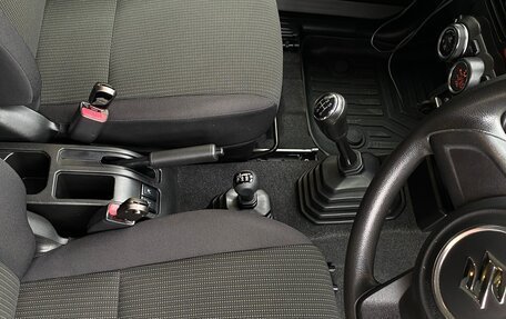 Suzuki Jimny, 2019 год, 2 300 000 рублей, 12 фотография