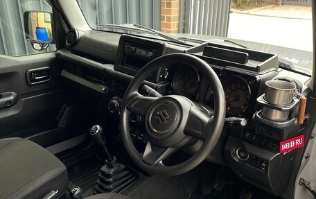 Suzuki Jimny, 2019 год, 2 300 000 рублей, 9 фотография