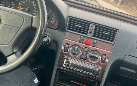 Mercedes-Benz C-Класс, 1997 год, 199 999 рублей, 9 фотография