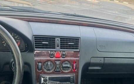 Mercedes-Benz C-Класс, 1997 год, 199 999 рублей, 8 фотография
