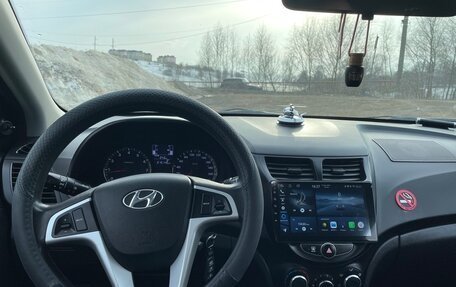 Hyundai Solaris II рестайлинг, 2016 год, 749 000 рублей, 11 фотография