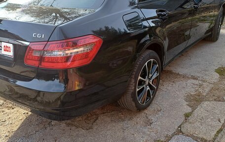 Mercedes-Benz E-Класс, 2010 год, 1 300 000 рублей, 3 фотография