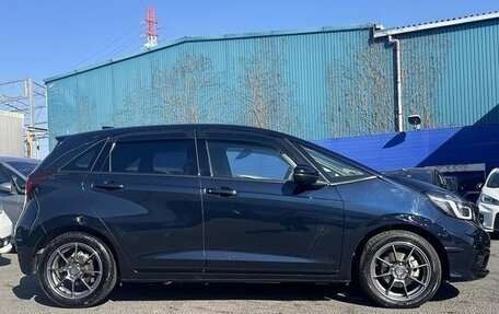 Honda Fit, 2022 год, 1 137 000 рублей, 3 фотография