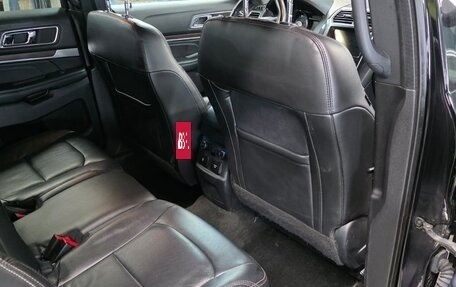 Ford Explorer VI, 2016 год, 2 600 000 рублей, 9 фотография