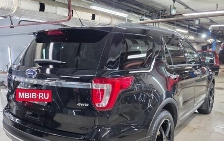 Ford Explorer VI, 2016 год, 2 600 000 рублей, 5 фотография