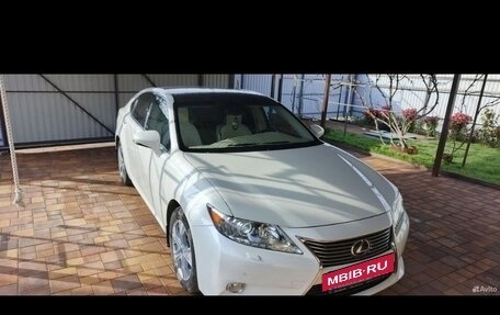 Lexus ES VII, 2013 год, 2 300 000 рублей, 2 фотография