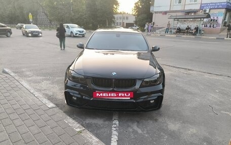 BMW 3 серия, 2008 год, 1 050 000 рублей, 2 фотография