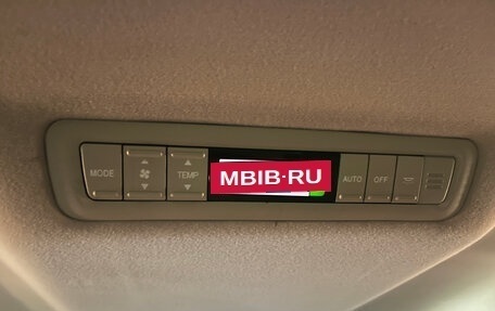 Toyota Alphard III, 2003 год, 1 390 000 рублей, 14 фотография