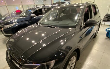 Volkswagen Tiguan II, 2017 год, 1 650 000 рублей, 4 фотография