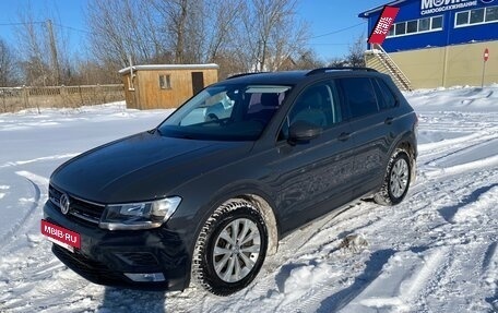 Volkswagen Tiguan II, 2017 год, 1 650 000 рублей, 6 фотография