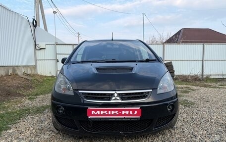 Mitsubishi Colt VI рестайлинг, 2005 год, 630 000 рублей, 2 фотография