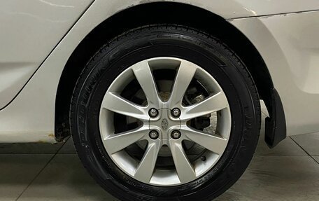 Hyundai Solaris II рестайлинг, 2011 год, 813 000 рублей, 9 фотография