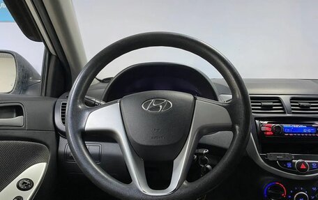 Hyundai Solaris II рестайлинг, 2011 год, 813 000 рублей, 16 фотография