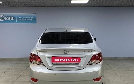 Hyundai Solaris II рестайлинг, 2011 год, 813 000 рублей, 6 фотография